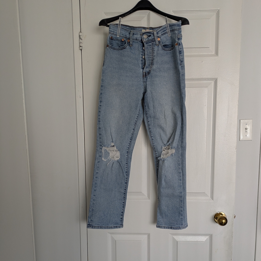 Levi's Classic Light Blue Distressed Women's Jeans